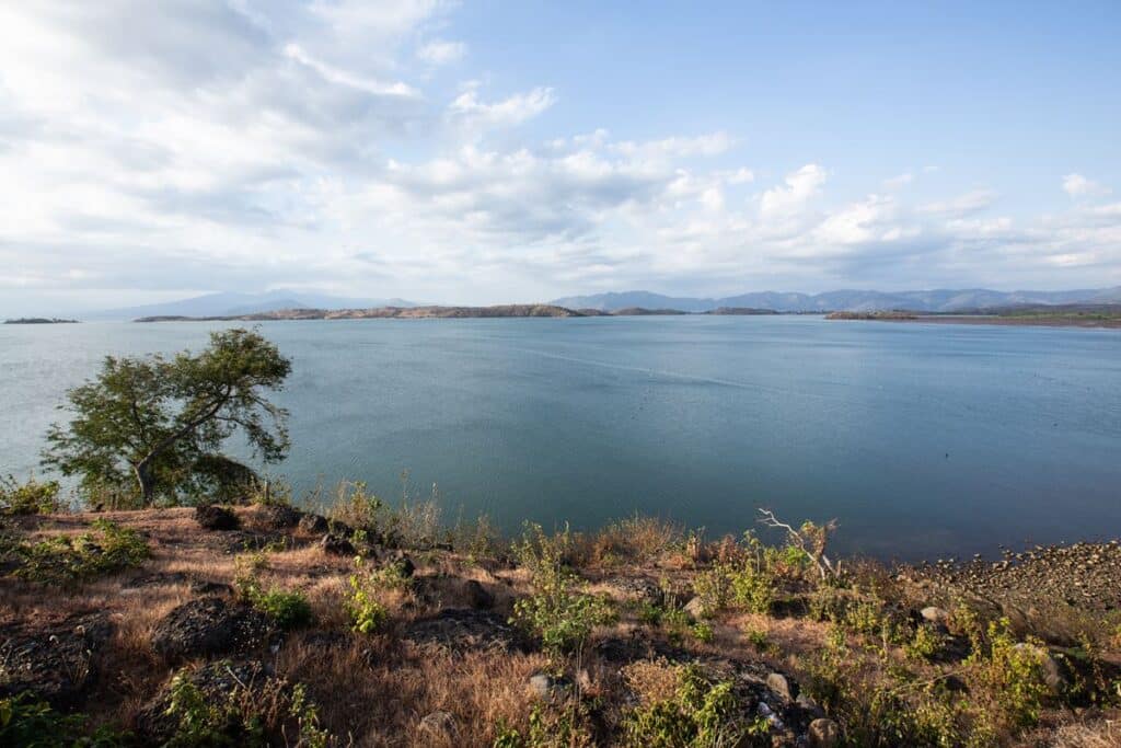 Saleh Bay and SAMOTA - the view of Saleh Bay